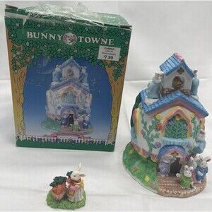 EASTER Bunny Towne Hand Paint Porcelain Church Display/ Figurine w Box Can Lite